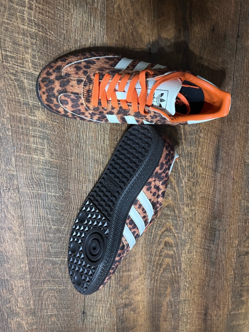 Adidas leopard print - Picture 3 of 4